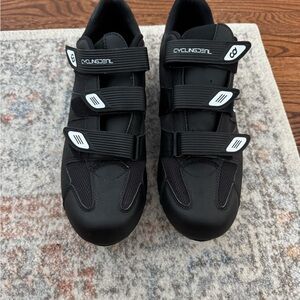 Men's Black Cycling Shoes